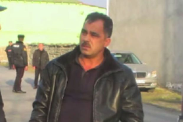 Təqsirsiz olduğu halda həbs olunan və dörd il sonra bəraət alan şəxs: “Mənəvi zərəri kim ödəyəcək?” -     VİDEO