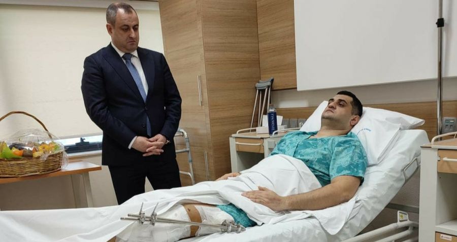 Adil Əliyev Vasif və Mahiri müalicə aldıqları müəssisədə ziyarət etdi -           FOTO