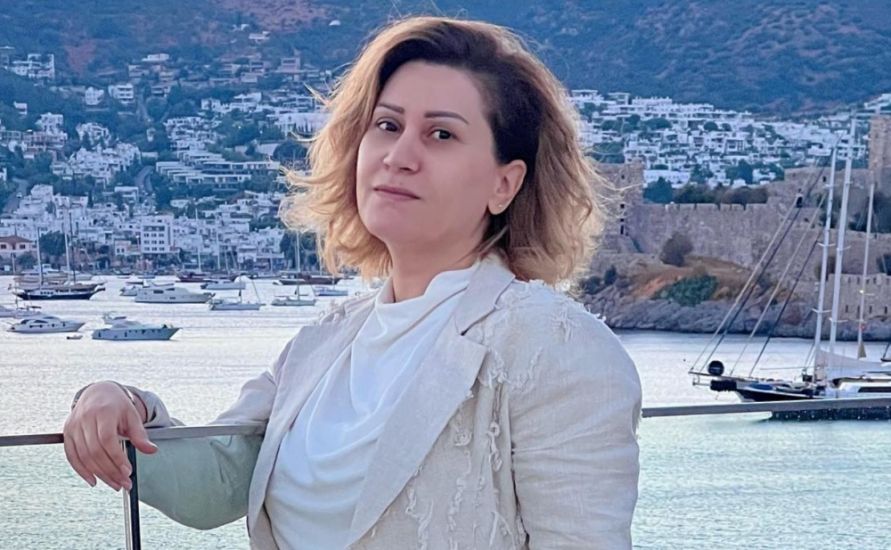 "Allah bu binaları tikənləri hidayət etsin"