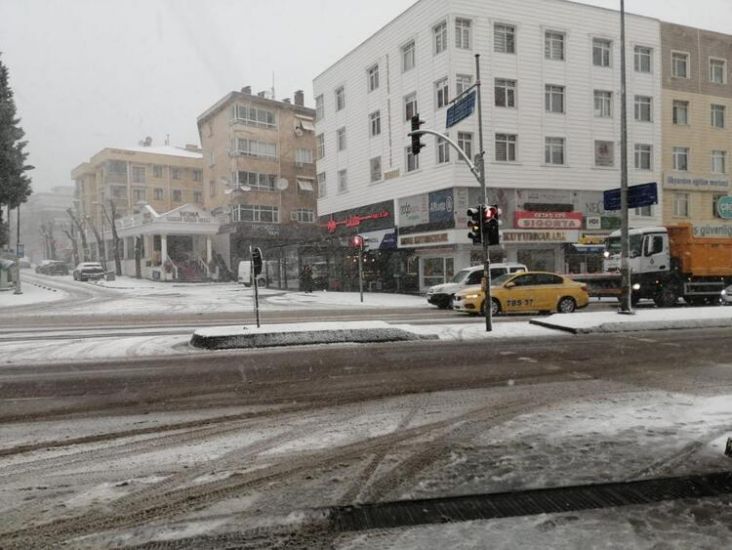 İstanbul şəhəri üçün xəbərdarlıq edildi