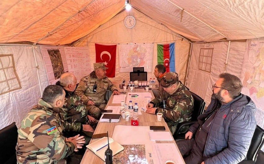 FHN-in zəlzələ bölgəsindəki qərargahında türkiyəli həmkarlarla toplantı keçirildi