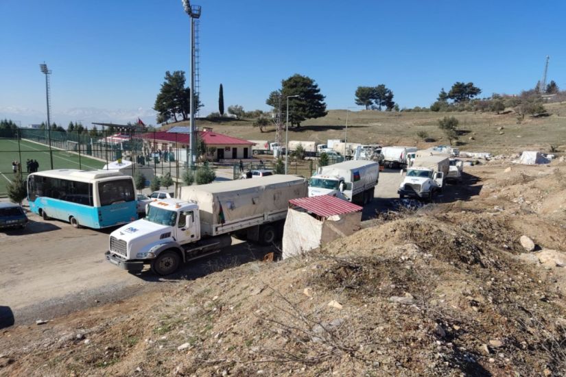 FHN tərəfindən Türkiyəyə böyük sayda çadırlar çatdırıldı