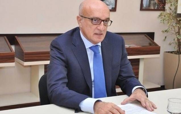 Bu gün vəfat edən diplomat nazir müavinin qardaşı imiş -       FOTO