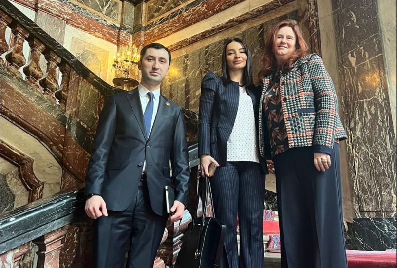 Azərbaycanın Fransadakı səfiri italiyalı və cibutili həmkarı ilə görüşdü -       FOTO