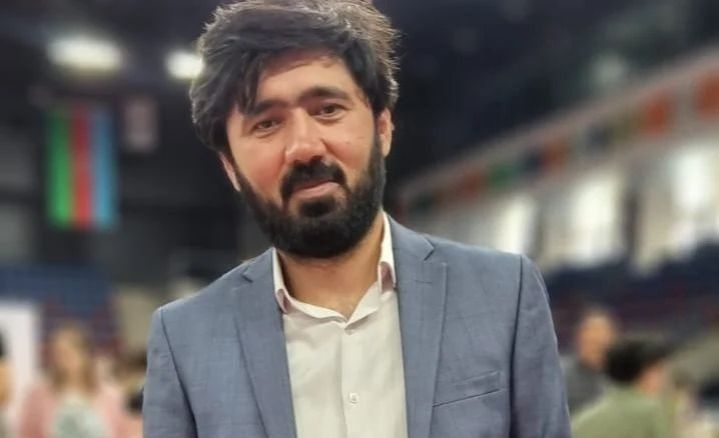 Kəramət Böyükçöl: ""Elmlər"də tualetin qiyməti artıb, deyirlər benzinə görədir"