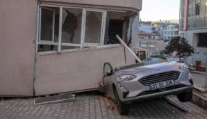 Maşınların aşmağa qoymadığı binalar: Zəlzələ bölgəsindən heyrətamiz kadrlar -       FOTO — foto 5