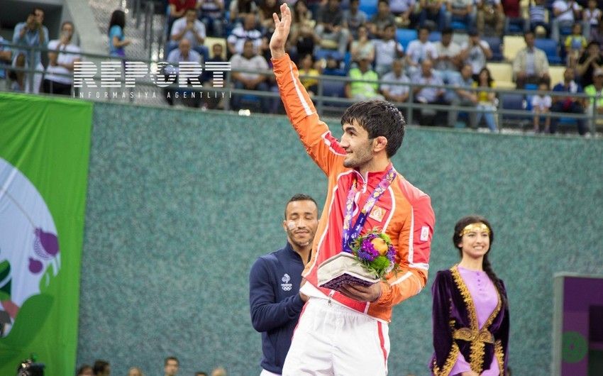 Azərbaycanın olimpiya çempionunun məhkəməsi:     30 min manatlıq iddia da qaldırılıb