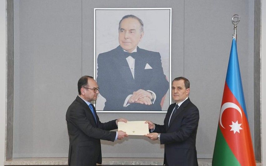 Ceyhun Bayramov Bolqarıstanın səfirini qəbul edib