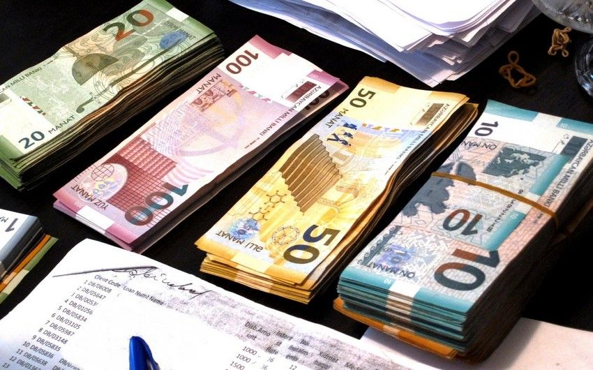 Liseyin sabiq direktoru və baş mühasibi 79 min manatdan artıq mənimsəmədə ittiham olunur