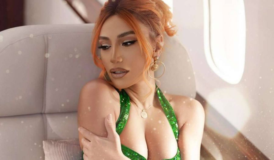 Nə qədər çağırsa da, Röya üzünə də baxmadı - O müğənni kimdir? -     VİDEO