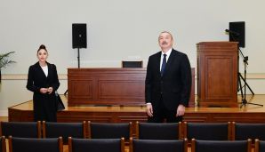 Prezident və birinci xanım Bakıda Uşaq-Gənclər İnkişaf Mərkəzində yaradılan şəraitlə tanış olublar -   FOTOLAR — foto 2