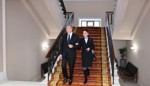 Prezident və birinci xanım Bakıda Uşaq-Gənclər İnkişaf Mərkəzində yaradılan şəraitlə tanış olublar -   FOTOLAR — foto 7