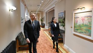 Prezident və birinci xanım Bakıda Uşaq-Gənclər İnkişaf Mərkəzində yaradılan şəraitlə tanış olublar -   FOTOLAR — foto 8