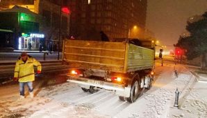 Bakının küçə və prospektləri gecə qardan təmizləndi -       FOTO — foto 6