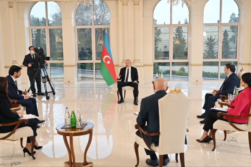 Prezident: Böhranlı vəziyyəti xalqımız üçün sosial layihələr və sosial proqramlarla yüngülləşdirməyə çalışırıq