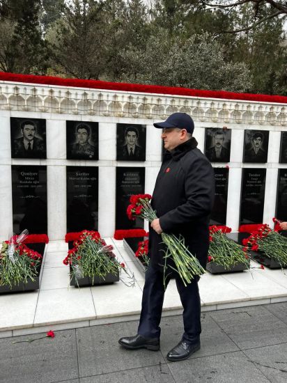 Adil Əliyev Şəhidlər xiyabanını ziyarət etdi -       FOTOLAR