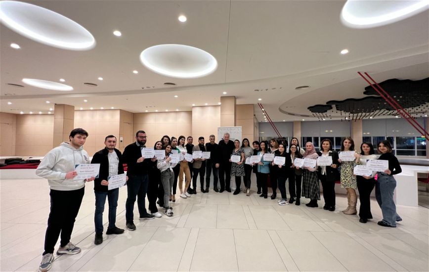 “Rəqəmsal jurnalistika” təlim proqramı uğurla yekunlaşdı –         FOTO