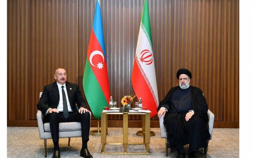 İbrahim Rəisi Prezident İlham Əliyevə zəng etdi
