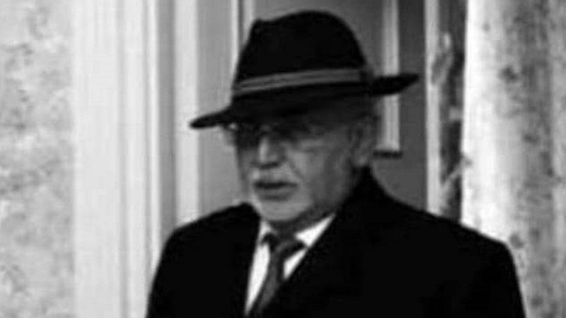 Nəcməddin Sadıkov milyonluq kreditin ayrılmasını Fazil Məmmədovdan xahiş etmişdi -      "Şlyapa Zahid"in məhkəməsi