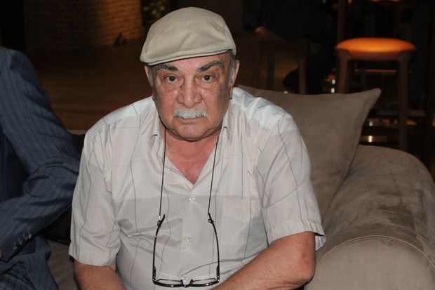 Xalq artisti: “Oturduğum yerdə əsirəm”