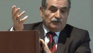 Bu şair Elza Seyidcahana görə AYB üzvlüyündən çıxır -       FOTO — foto 1