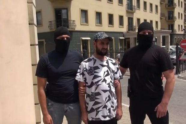 Azərbaycanda terror aktı törətməyi planlaşdıran Əfqanıstan vətəndaşı saxlanıldı -     DTX-dən ƏMƏLİYYAT - VİDEO