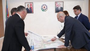 Şəmkir və Gədəbəy şəhərlərinin Baş planlarının icra vəziyyəti müzakirə olundu, hər iki şəhər sakinləri Dövlət Komitəsinin sədri tərəfindən qəbul edildi — foto 4