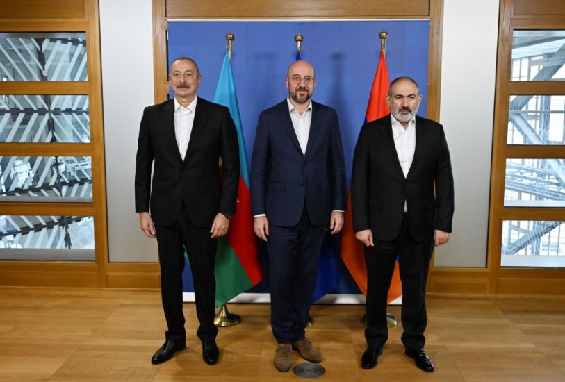 Brüsseldə Prezident İlham Əliyevin Avropa İttifaqı Şurasının Prezidenti və Ermənistanın baş naziri ilə üçtərəfli görüşü oldu -   YENİLƏNDİ - FOTOLAR