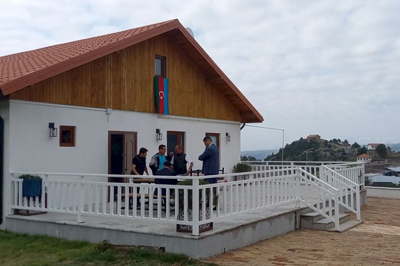 Daha 18 ailə Laçına yola salındı