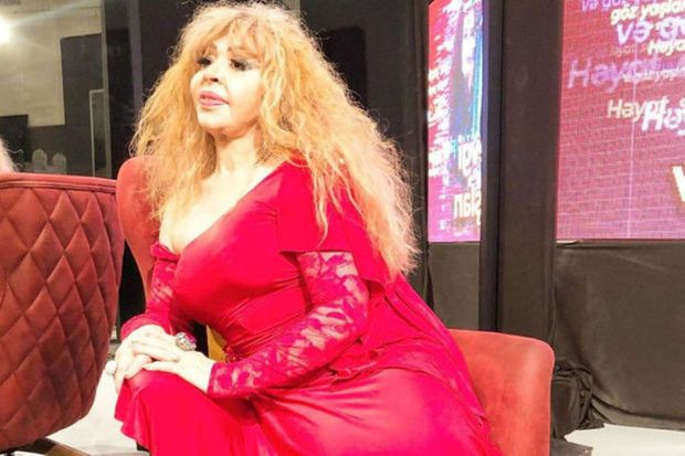 Ruhəngiz Allahverdiyeva: “Pulu olanda Aygünü çağırır, kasıblayanda məni”