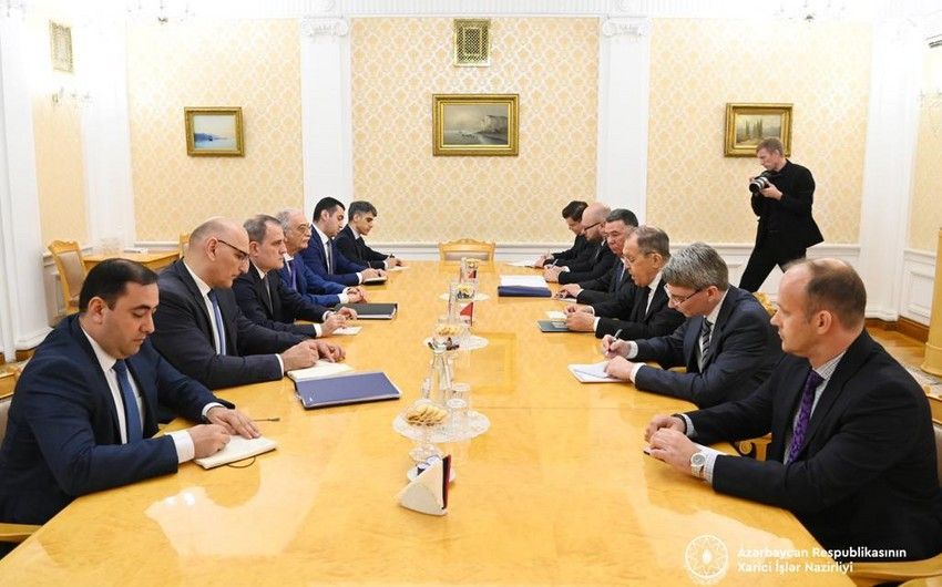 Moskvada Bayramovla Lavrov görüşdü