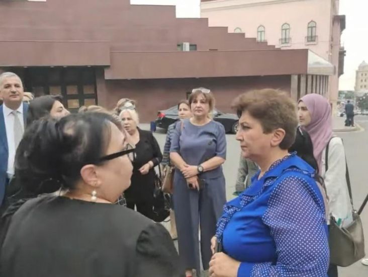 Bakının mərkəzində pul davası döyənlər kimlərdir?