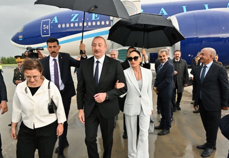 İlham Əliyev və birinci xanım Mehriban Əliyeva Türkiyəyə işgüzar səfərə gəliblər