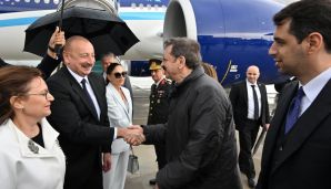 İlham Əliyev və birinci xanım Mehriban Əliyeva Türkiyəyə işgüzar səfərə gəliblər — foto 2