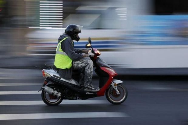 Moped sürənlərin nəzərinə  -       VİDEO