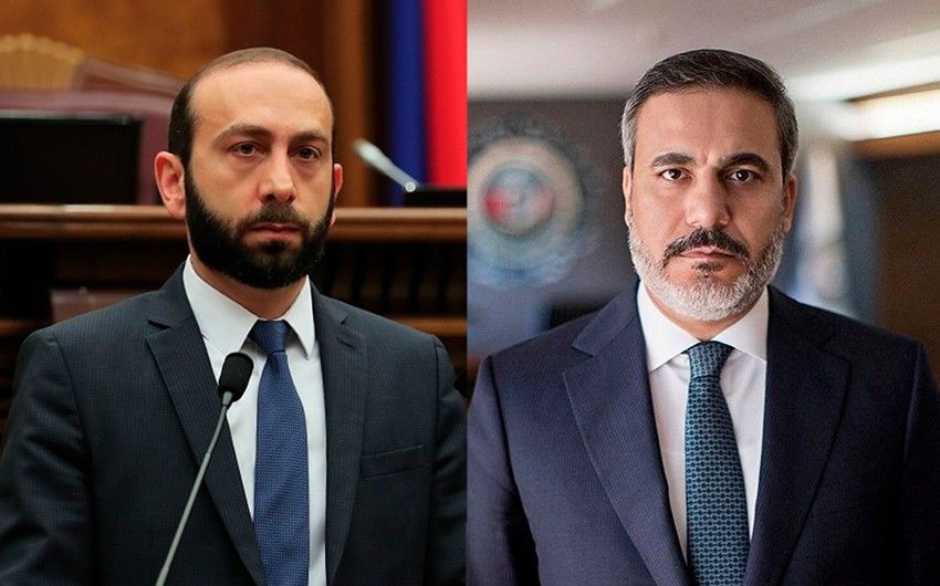 Ermənistan XİN rəhbəri türkiyəli həmkarını təbrik etdi