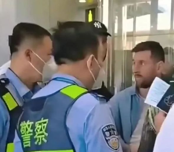 Messi hava limanında saxlanıldı
