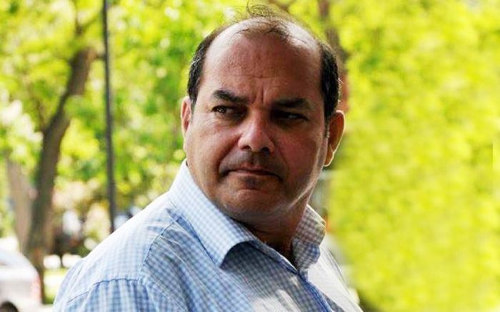 “Maddiyyat, şan-şöhrət ehtirası az qala bütün mənəvi dəyərlərin üstündən tank kimi keçib, onları yerlə bir edib”