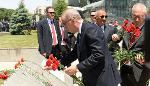 Türkiyə Prezidenti şəhidlərin xatirəsini ehtiramla yad etdi -     FOTO — foto 11