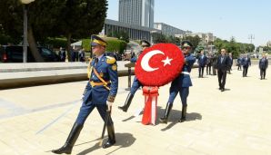 Türkiyə Prezidenti şəhidlərin xatirəsini ehtiramla yad etdi -     FOTO — foto 6