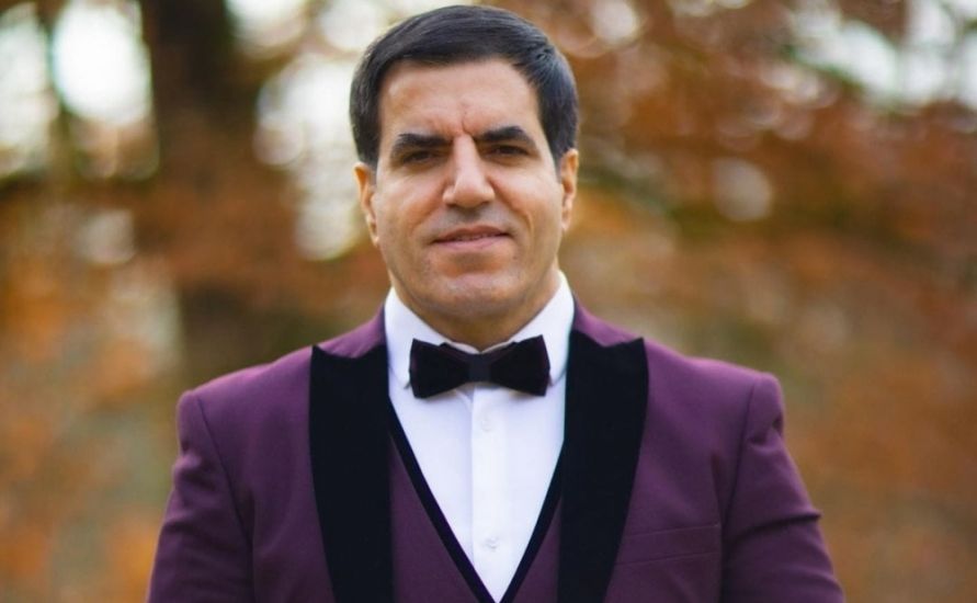 Qızına toy edir