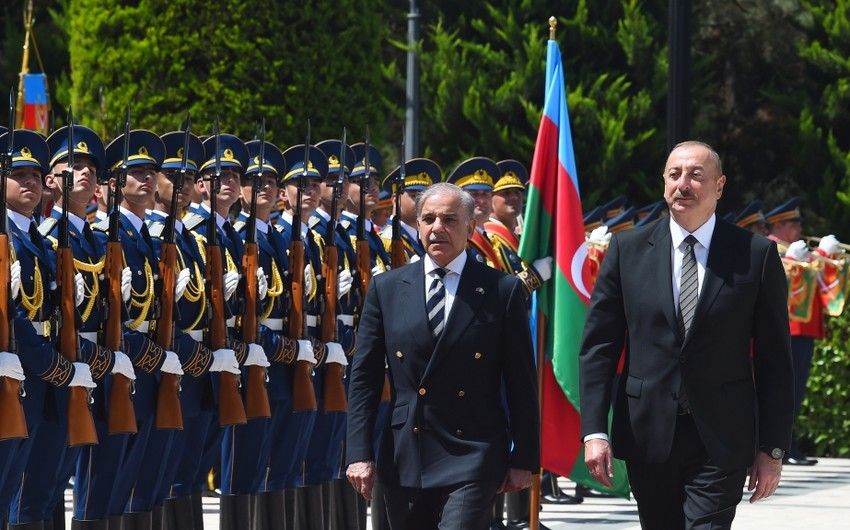 Pakistanın Baş nazirinin rəsmi qarşılanma mərasimi oldu