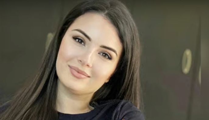 Aysel Teymurzadə ilk dəfə qızı ilə görüntüləndi -       VİDEO