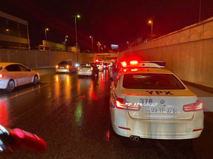 Bakıda 9 avtomobil toqquşub:     xəsarət alanlar var