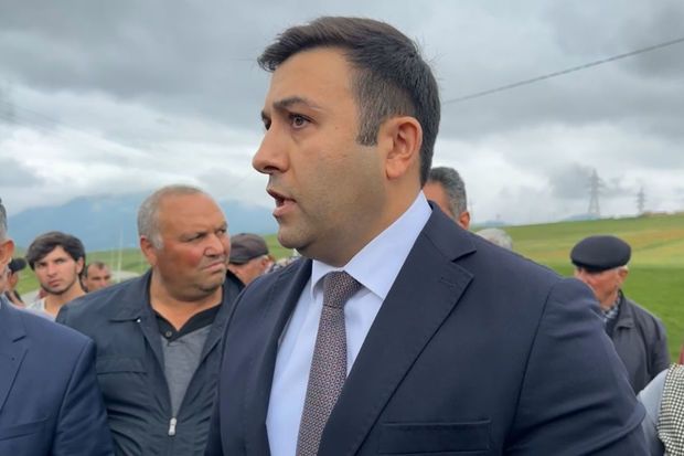 "İddialara görə, hamilə qadınlar gölün yaratdığı səbəblərdən doğuş problemləri yaşayırlar" -     İcra başçısı