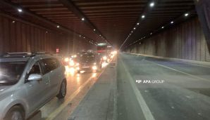 Bakıda altı avtomobilin iştirakı ilə baş verən qəza nəticəsində bağlanan yol açılıb -   YENİLƏNDİ — foto 3