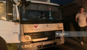 Bakıda altı avtomobilin iştirakı ilə baş verən qəza nəticəsində bağlanan yol açılıb -   YENİLƏNDİ — foto 7