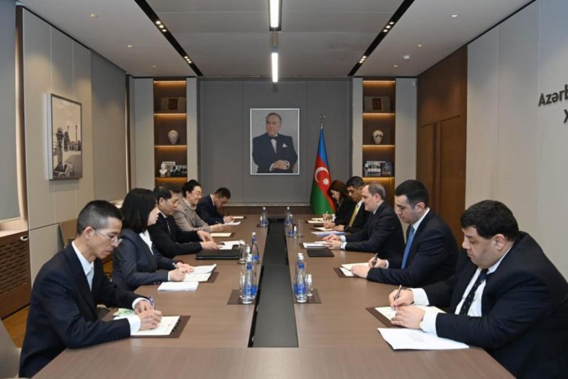 Ceyhun Bayramov Çinin Avrasiya məsələləri üzrə xüsusi nümayəndəsi ilə görüşdü