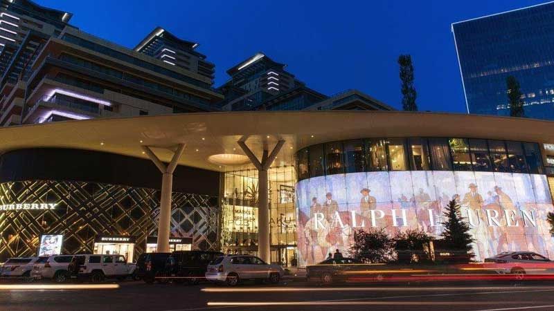 "Port Baku Mall"dan 820 manata aldığı gödəkçə keyfiyyətsiz çıxdı -     Məhkəmə geri qaytardı
