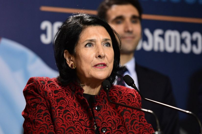 Gürcüstan prezidenti ABŞ-da görüşlərini ləğv edib -     Əhaliyə müraciət ediləcək